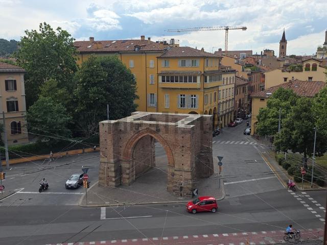 Appartamento in affitto di 160 m² in Piazza di Porta Maggiore