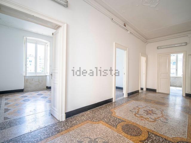 Appartamento in affitto di 160 m² in Piazza Tommaseo, 3