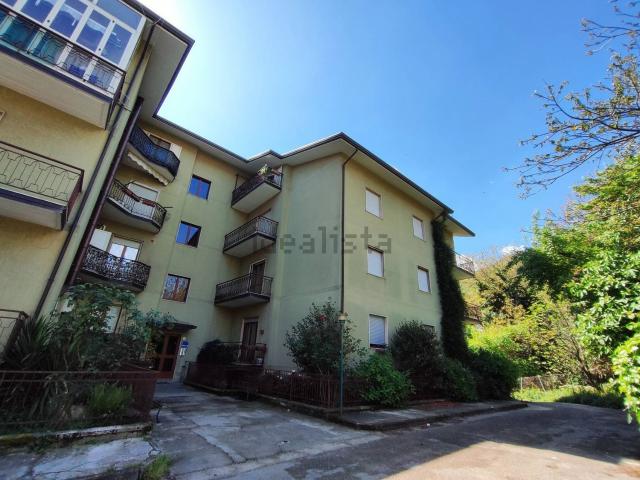 Appartamento in affitto di 161 m² in Via Rinaldo D&apos Aquino, 3
