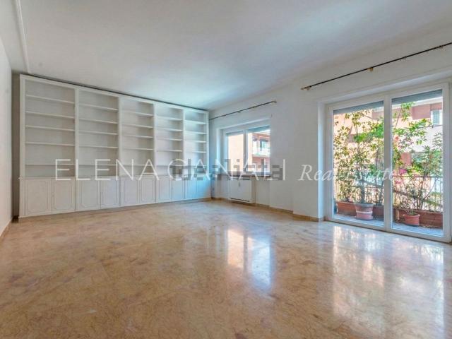 Appartamento in affitto di 162 m² in Via Basilio Bricci