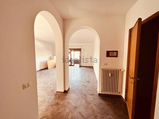 Appartamento in affitto di 164 m²
