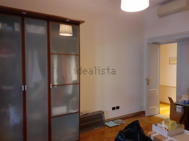 Appartamento in affitto di 165 m² in Via Ugo Bassi