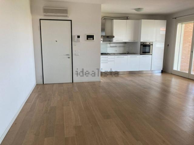 Appartamento in affitto di 166 m²