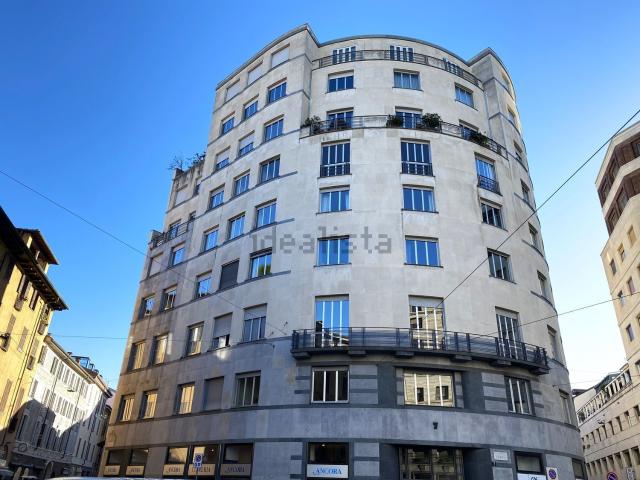 Appartamento in affitto di 166 m² in Via Larga, 7