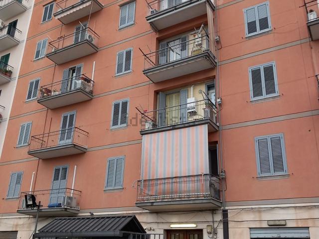 Appartamento in affitto di 167 m² in Piazza Durante Francesco, 16