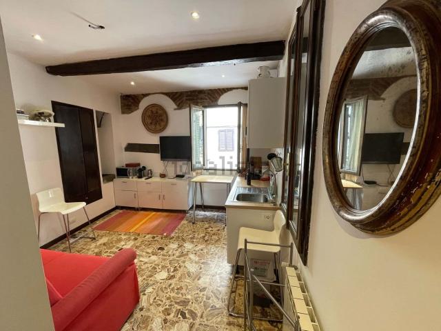 Appartamento in affitto di 16 m² in Via Osteria del Guanto, 15