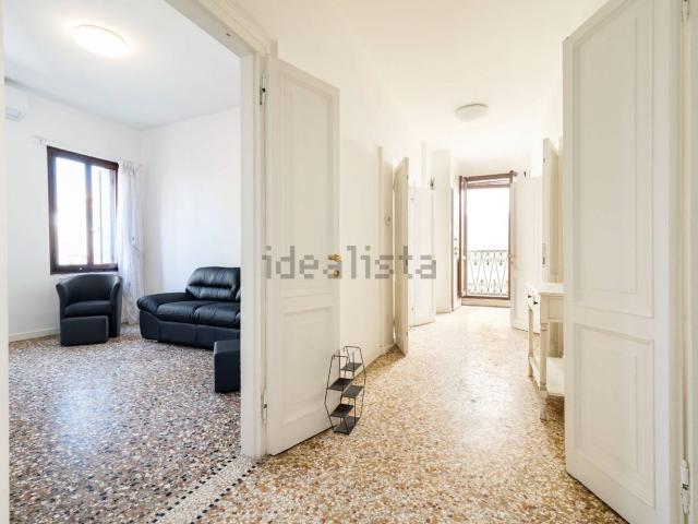 Appartamento in affitto di 170 m²