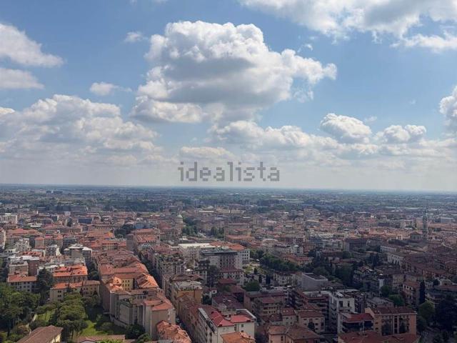 Appartamento in affitto di 170 m²