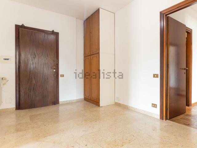 Appartamento in affitto di 170 m² in Via Alessio Baldovinetti
