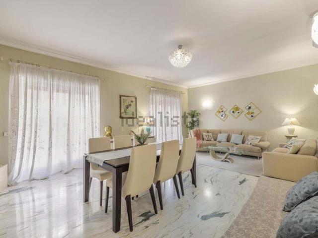 Appartamento in affitto di 170 m² in Via Gregorio VII