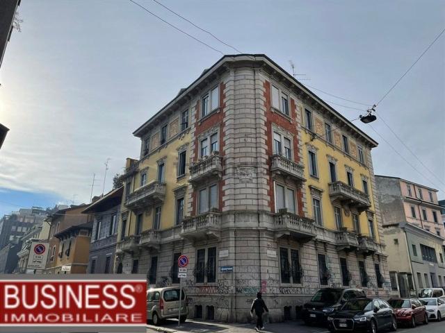 Appartamento in affitto di 170 m² in Piazza Cinque Giornate, 2