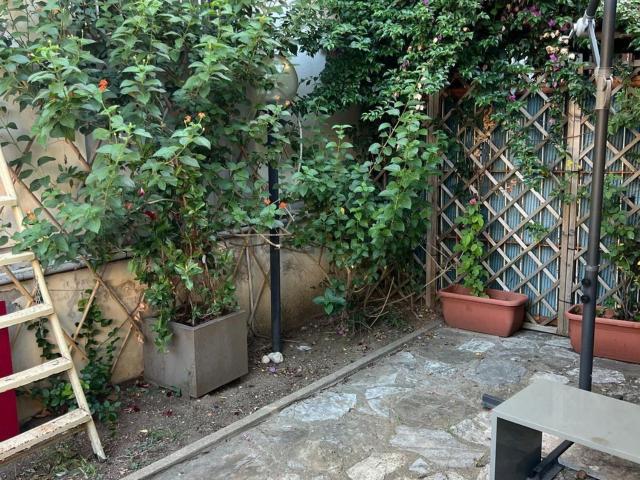 Appartamento in affitto di 170 m² in Via Sabatino Lopez