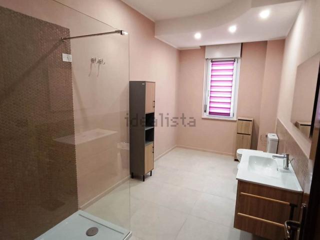 Appartamento in affitto di 170 m² in Via Pitia