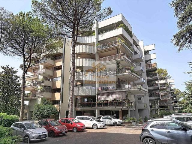 Appartamento in affitto di 170 m² in Via Riccardo Forster, 88