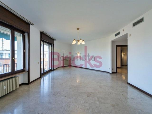 Appartamento in affitto di 170 m² in Viale Premuda