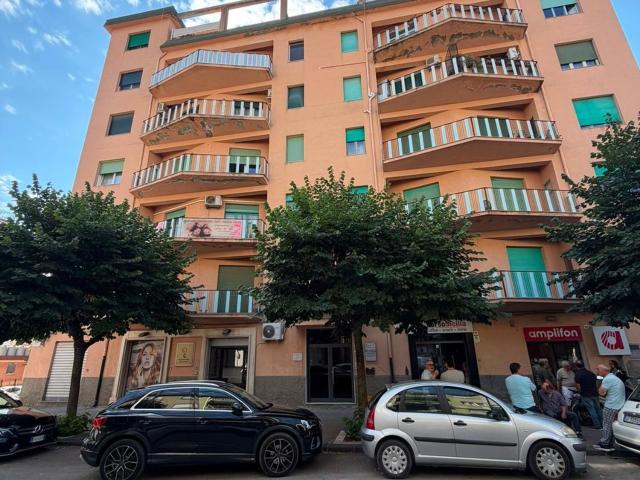 Appartamento in affitto di 170 m² in Corso Sicilia, 98