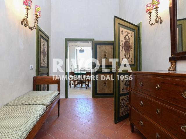 Appartamento in affitto di 170 m² in Piazza in Piscinula