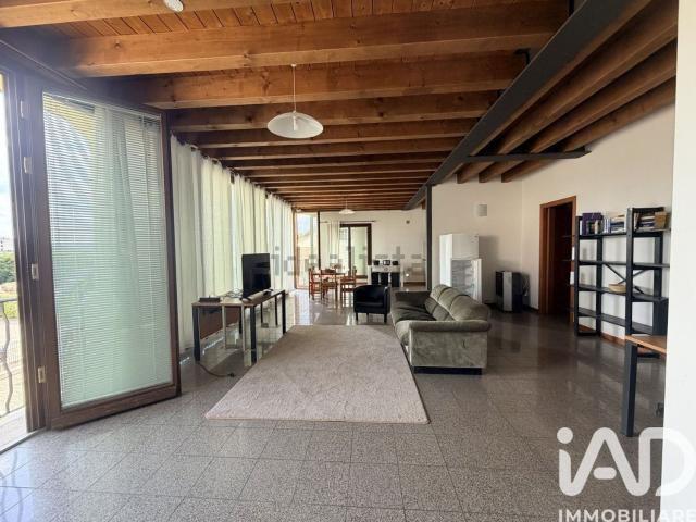 Appartamento in affitto di 170 m² in Strada di Bertesina