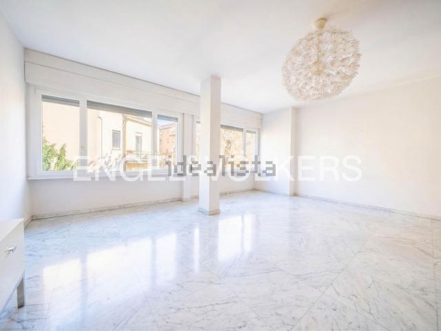 Appartamento in affitto di 172 m² in Corso Magenta, 46