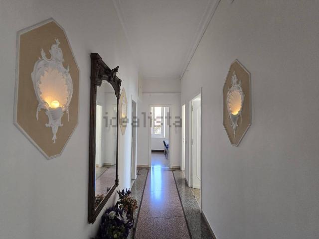 Appartamento in affitto di 175 m² in Via Capodistria