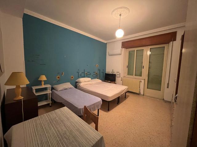 Appartamento in affitto di 180 m² in Via A. Comito