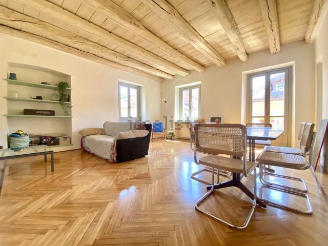 Appartamento in affitto di 180 m² in Via Giuseppe Mazzini, 19