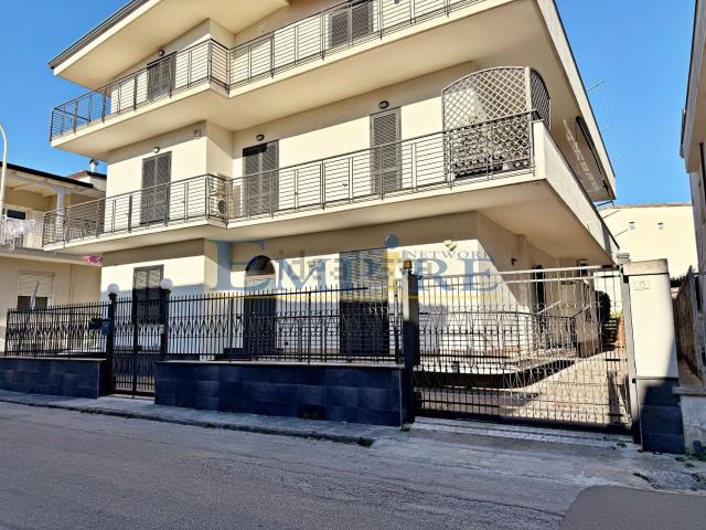 Appartamento in affitto di 180 m² in Via Giuseppe Verdi, 25