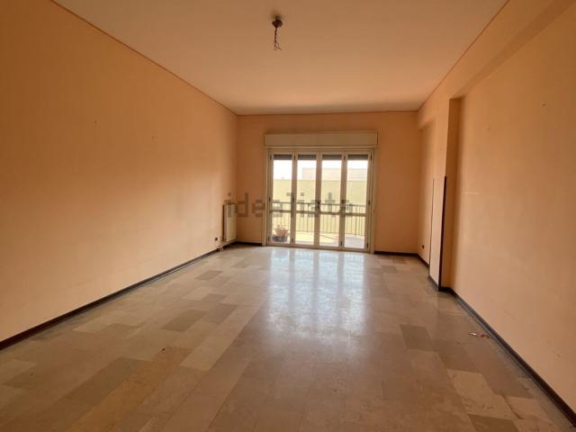 Appartamento in affitto di 180 m² in Via Santa Caterina d&apos Alessandria, 222