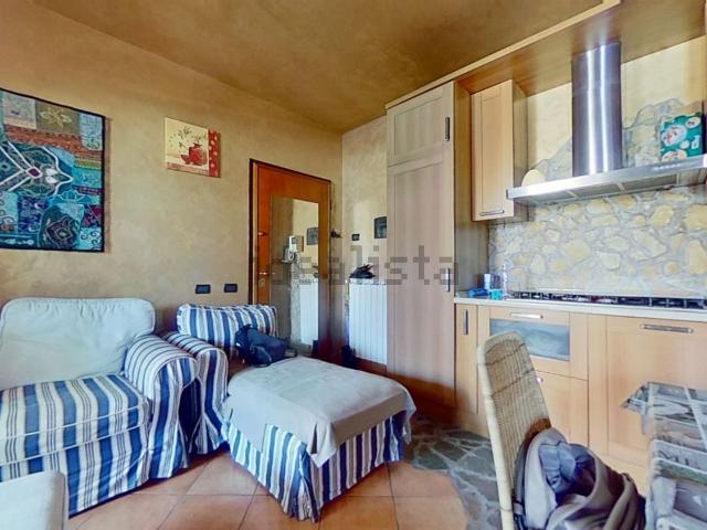 Appartamento in affitto di 180 m² in Via Pomarolo, 14