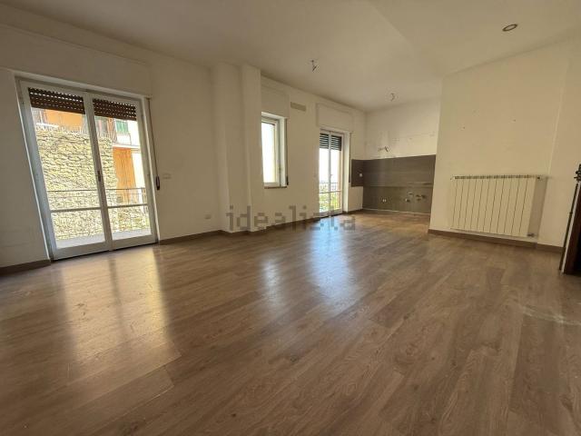 Appartamento in affitto di 180 m² in Corso Vittorio Emanuele, 66
