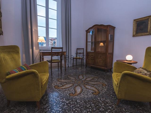 Appartamento in affitto di 180 m² in Corso Giuseppe Garibaldi