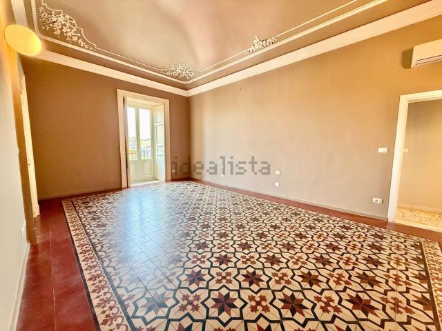 Appartamento in affitto di 180 m² in Piazza Cardinale Pappalardo, 18