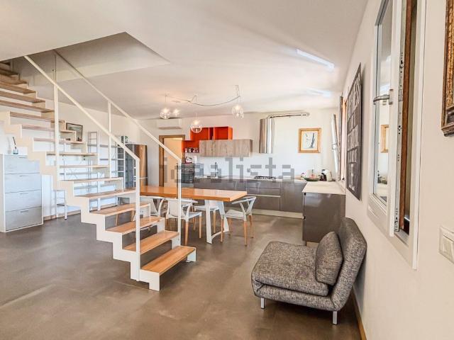 Appartamento in affitto di 180 m² in Piazza San Michele