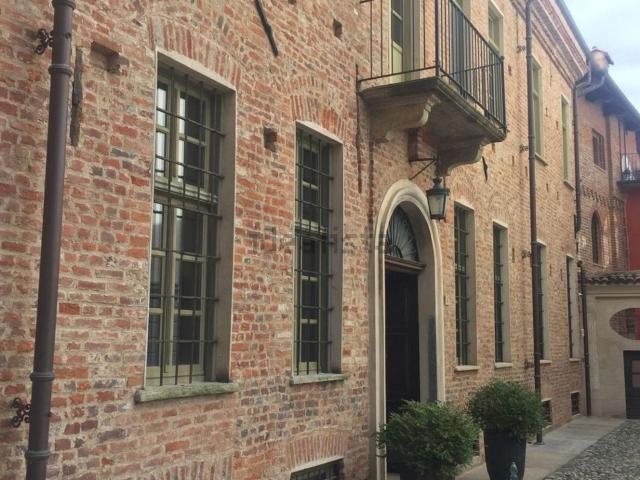 Appartamento in affitto di 182 m² in Via Antonio Vagnone, 6