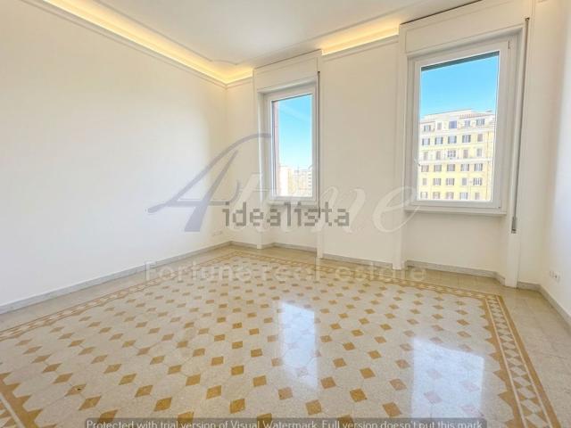 Appartamento in affitto di 185 m² in Piazza Bainsizza, 1