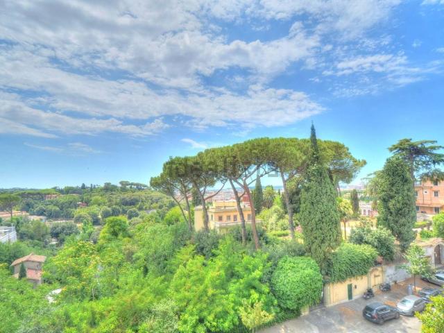 Appartamento in affitto di 186 m² in Via Bartolomeo Ammannati