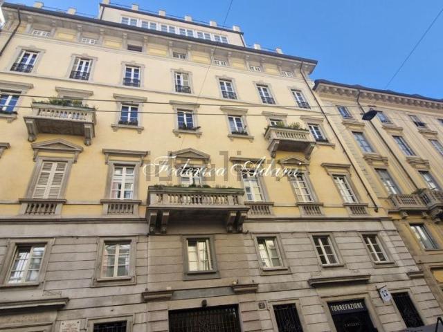 Appartamento in affitto di 187 m² in Via Solferino