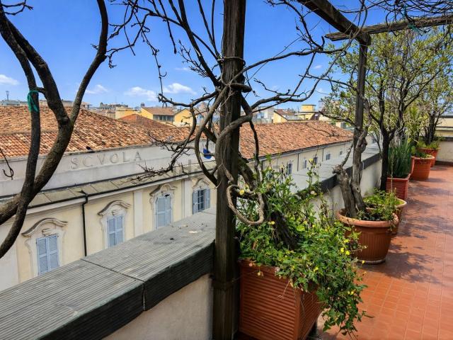 Appartamento in affitto di 188 m² in Corso Italia, 43