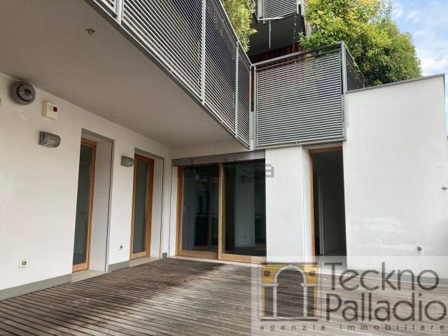 Appartamento in affitto di 190 m²