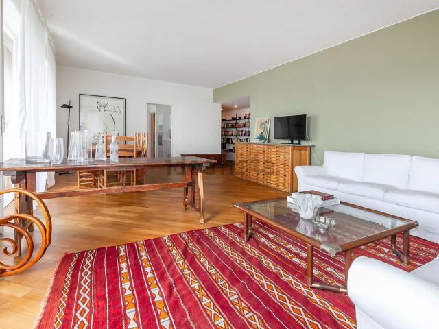 Appartamento in affitto di 200 m² in Via Corno di Cavento, 21