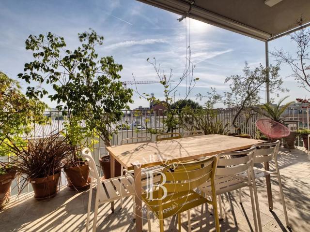 Appartamento in affitto di 190 m² in Via Filippo Argelati, 39