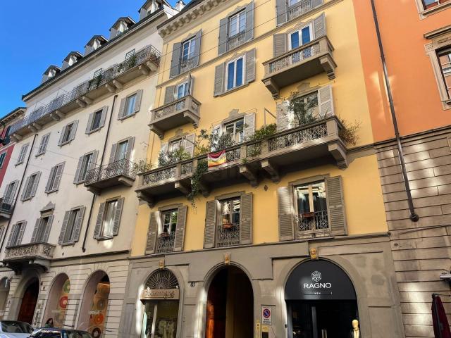 Appartamento in affitto di 190 m² in Via Solferino