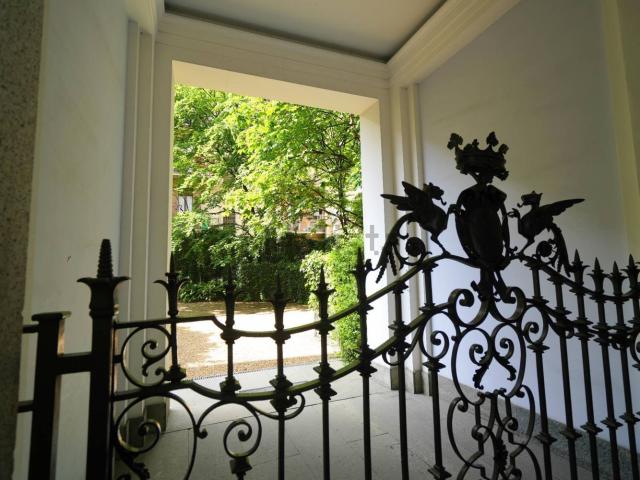 Appartamento in affitto di 190 m² in Corso Giacomo Matteotti, 33