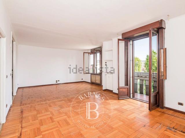 Appartamento in affitto di 191 m² in Via Gabriele Rossetti, 13