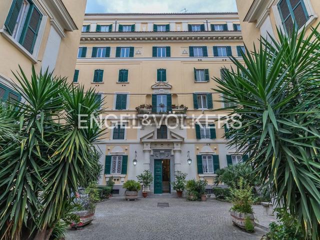 Appartamento in affitto di 191 m² in Via San Quintino