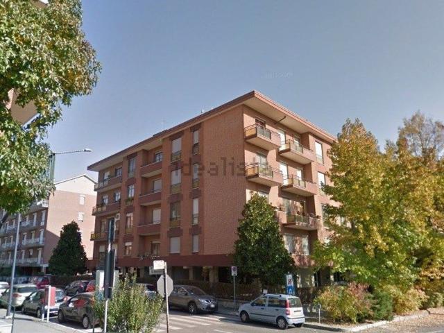 Appartamento in affitto di 193 m² in Via Giovanni Boccaccio, 1