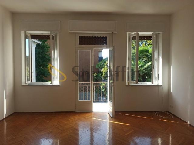 Appartamento in affitto di 195 m²