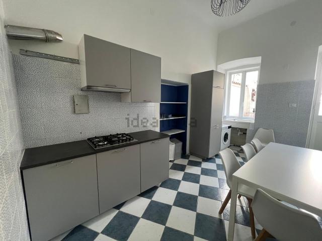 Appartamento in affitto di 198 m² in Via Torino, 22