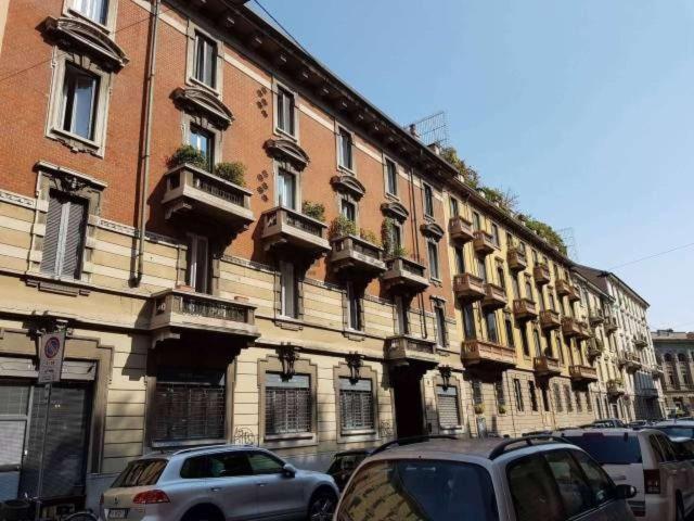 Appartamento in affitto di 200 m² in Via Bartolomeo Panizza, 4