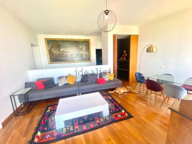 Appartamento in affitto di 200 m² in Via Giovanni Nicotera, 38